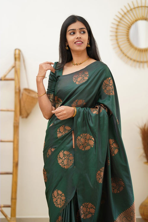 Load image into Gallery viewer, Snazzy Dark Green Soft Silk Saree With Enchanting Blouse Piece
