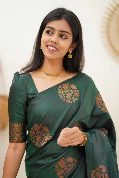 Load image into Gallery viewer, Snazzy Dark Green Soft Silk Saree With Enchanting Blouse Piece
