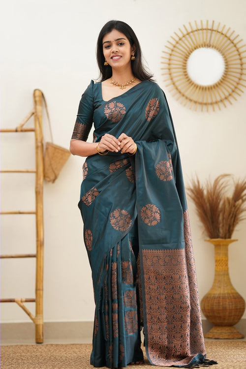 Latest Design Kanchipuram Borderless Silk Saree - Vivaaha Silks – Vivaaha  Silks & Sarees