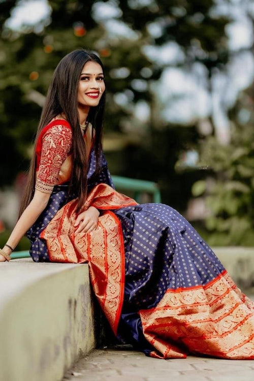 Load image into Gallery viewer, Glowing Royal Blue Soft Banarasi Silk Saree With Surpassing Blouse Piece
