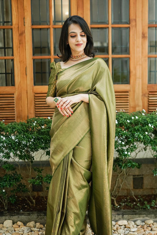 Load image into Gallery viewer, Scintilla Green Soft Silk Saree With Incredible Blouse Piece
