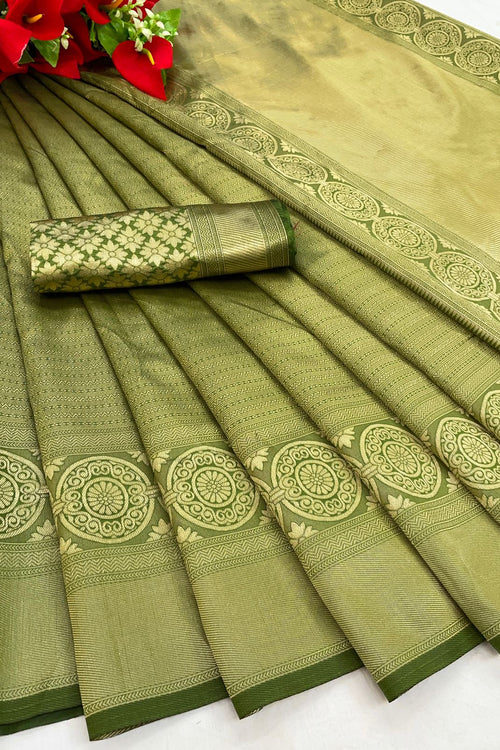 Load image into Gallery viewer, Scintilla Green Soft Silk Saree With Incredible Blouse Piece
