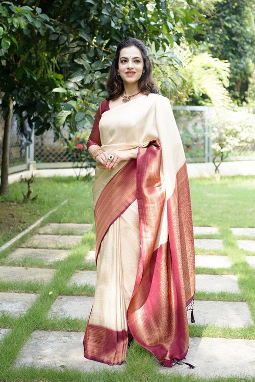 Load image into Gallery viewer, Lagniappe Beige Soft Silk Saree With Lassitude Blouse Piece
