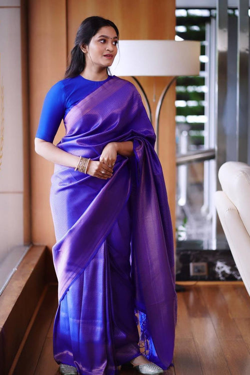 Load image into Gallery viewer, Adoring Blue Soft Silk Saree With Tempting Blouse Piece
