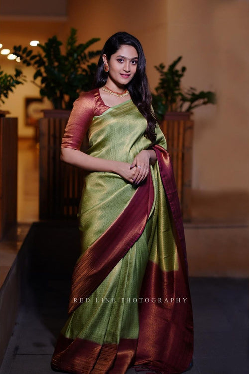 Load image into Gallery viewer, Traditional Green Soft Silk Saree With Ideal Blouse Piece
