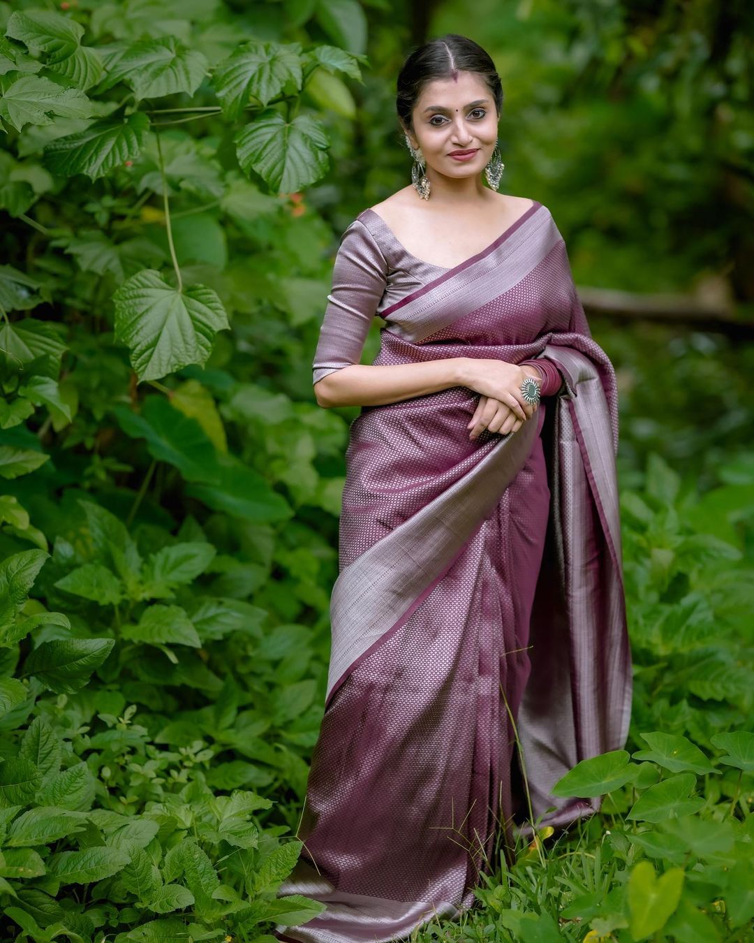 Snazzy Brown Soft Silk Saree with Tempting Blouse Piece