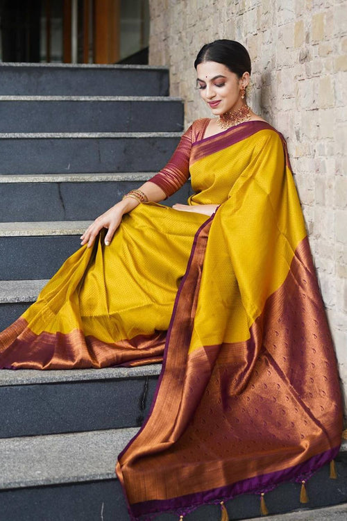 Load image into Gallery viewer, Panoply Golden Soft Silk Saree with Propinquity Blouse Piece
