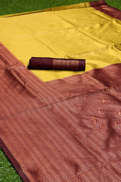 Load image into Gallery viewer, Panoply Golden Soft Silk Saree with Propinquity Blouse Piece
