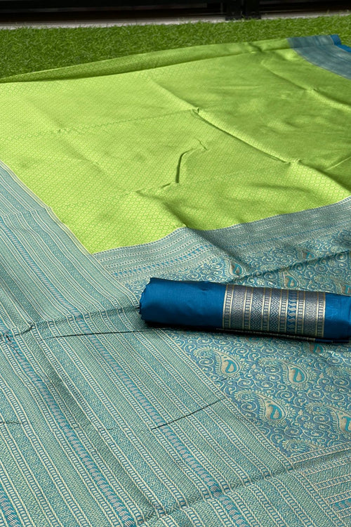 Load image into Gallery viewer, Felicitous Parrot Soft Silk Saree With Snazzy Blouse Piece
