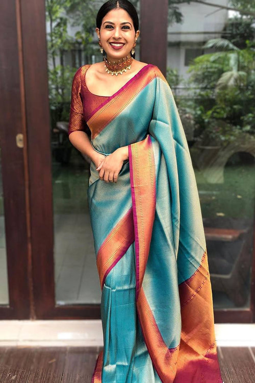 Load image into Gallery viewer, A glam Rama Soft Silk Saree with Beauteous Blouse Piece
