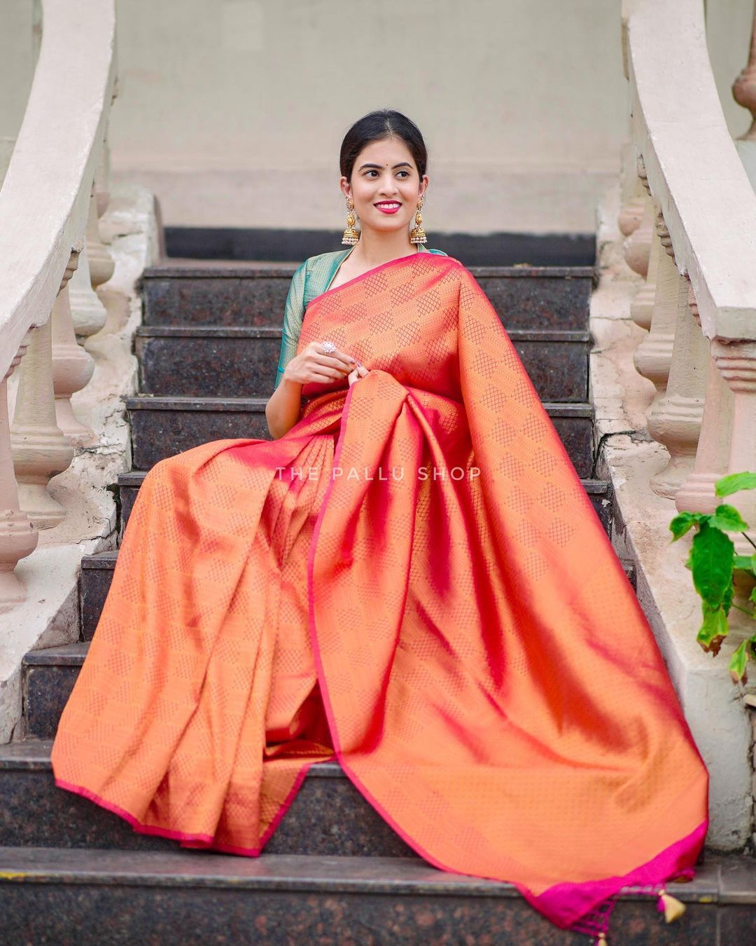 Enchanting Dark Pink Soft Silk Saree with Fantabulous Blouse Piece