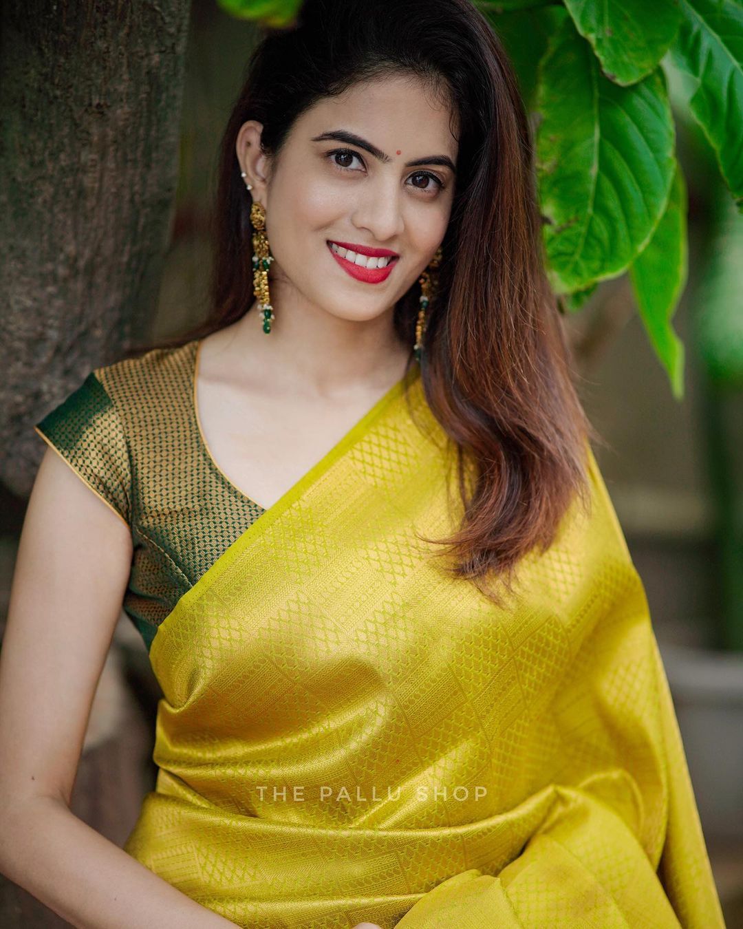 Lissome Yellow Soft Silk Saree with Panoply Blouse Piece