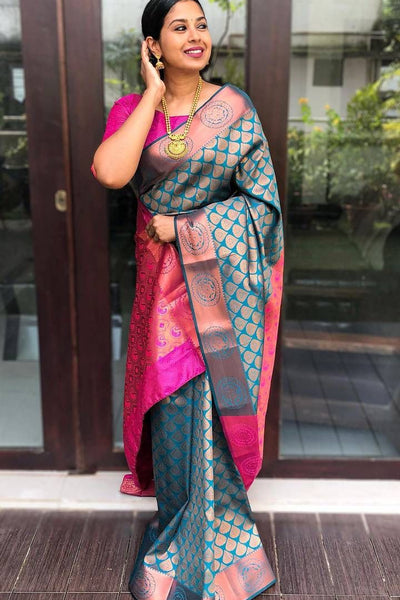 Energetic Rama Soft Banarasi Silk Saree With Gratifying Blouse Piece