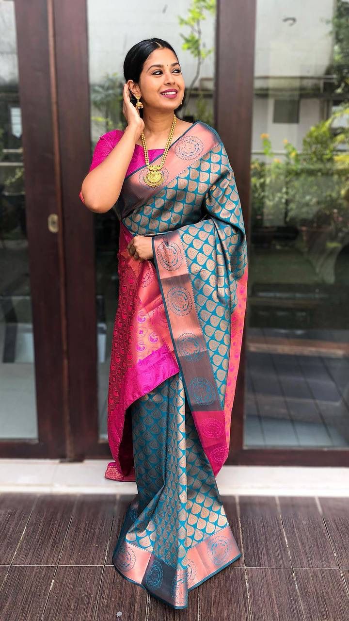 Energetic Rama Soft Banarasi Silk Saree With Gratifying Blouse Piece