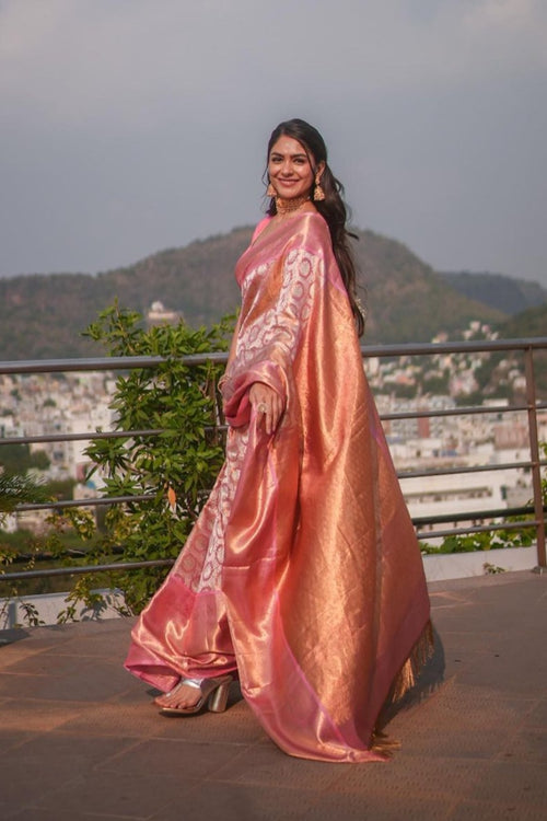 Load image into Gallery viewer, Attractive Pink Soft Banarasi Silk Saree With Impressive Blouse Piece
