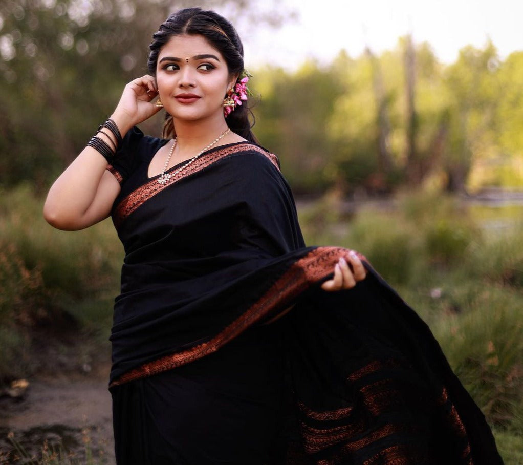 Skinny Black Soft Banarasi Silk Saree With Beauteous Blouse Piece