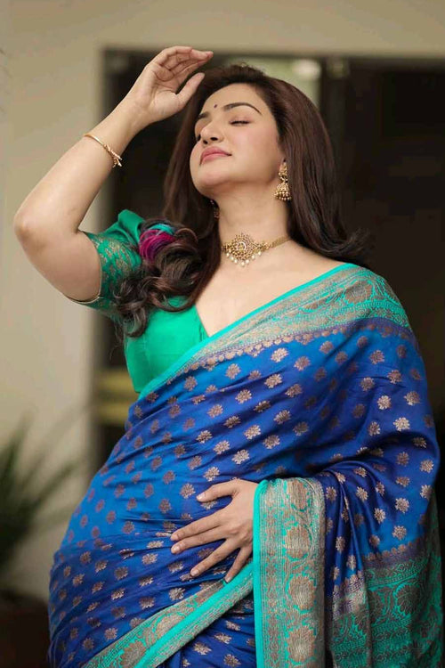 Load image into Gallery viewer, Impressive Blue Soft Banarasi Silk Saree With Beauteous Blouse Piece
