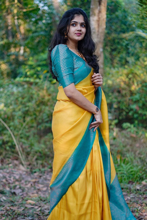 Load image into Gallery viewer, Sensational Yellow Soft Silk Saree With Angelic Blouse Piece
