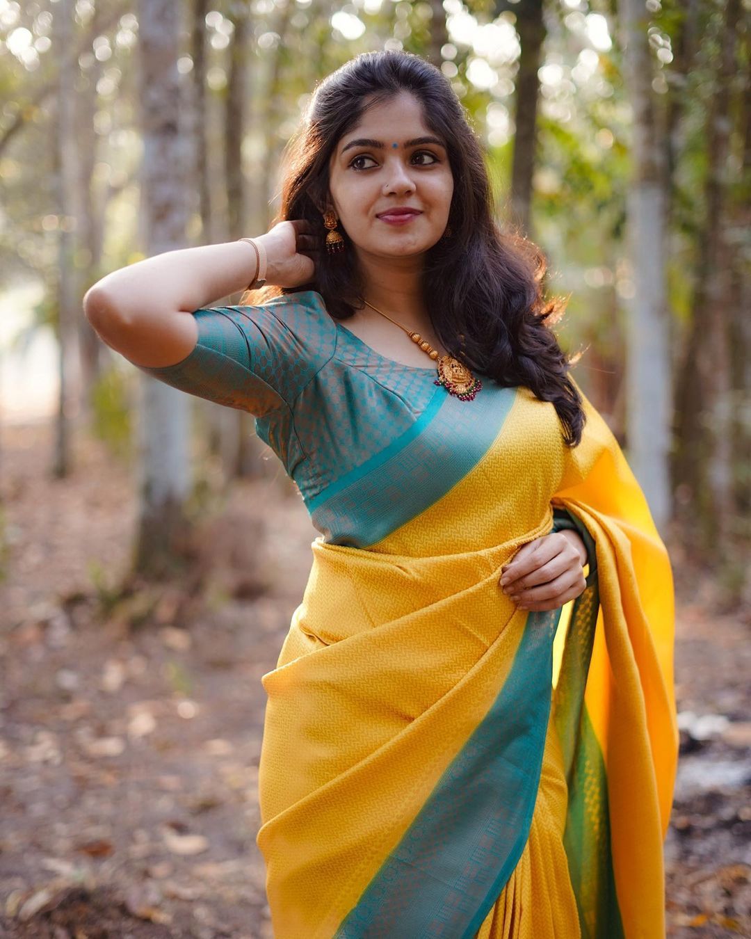 Sensational Yellow Soft Silk Saree With Angelic Blouse Piece