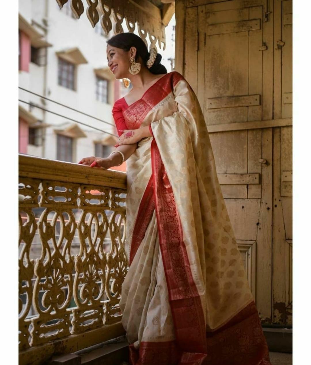 Embrocation Beige Soft Banarasi Silk Saree With Bucolic Blouse Piece