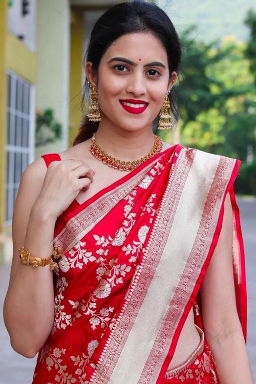 Load image into Gallery viewer, Fantabulous Red Soft Banarasi Silk Saree With Seraglio Blouse Piece
