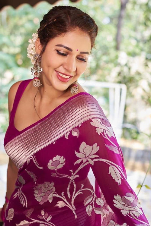Load image into Gallery viewer, Stunning Purple Banarasi Silk Saree With Lovely Blouse Piece

