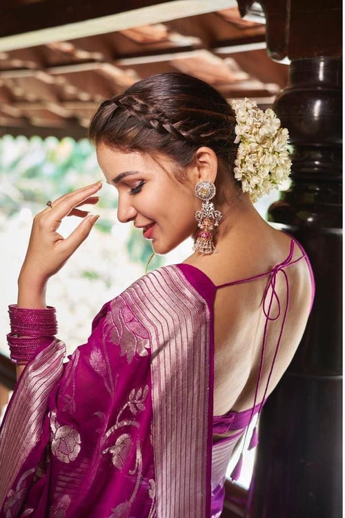 Load image into Gallery viewer, Stunning Purple Banarasi Silk Saree With Lovely Blouse Piece

