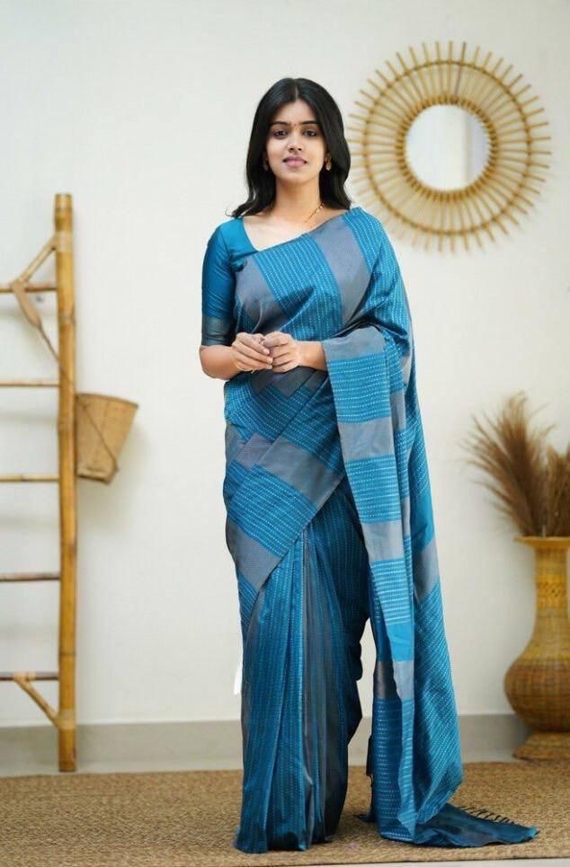 Sumptuous Firozi Soft Silk Saree With Enchanting Blouse Piece