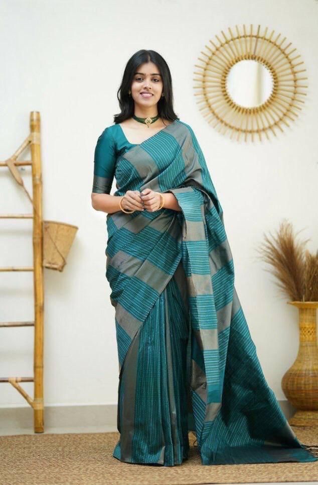 Efflorescence Rama Soft Silk Saree With Chatoyant Blouse Piece