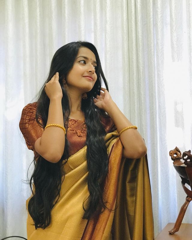 Energetic Musturd Soft Silk Saree With Alluring Blouse Piece