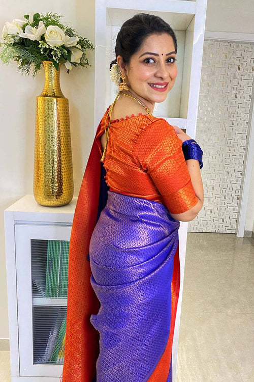 Load image into Gallery viewer, Engrossing Royal Blue Soft Silk Saree With Fancifull Blouse Piece
