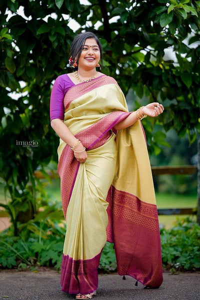 Elision Sea Green Soft Silk Saree With Evocative Blouse Piece