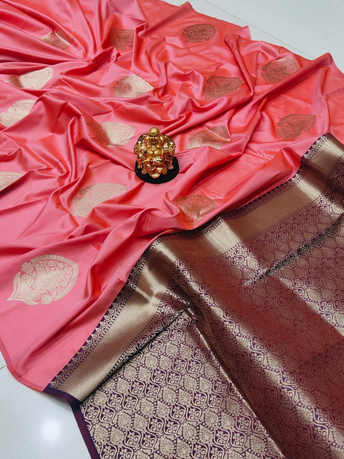 Classy Pink Soft Banarasi Silk Saree With Fancifull Blouse Piece