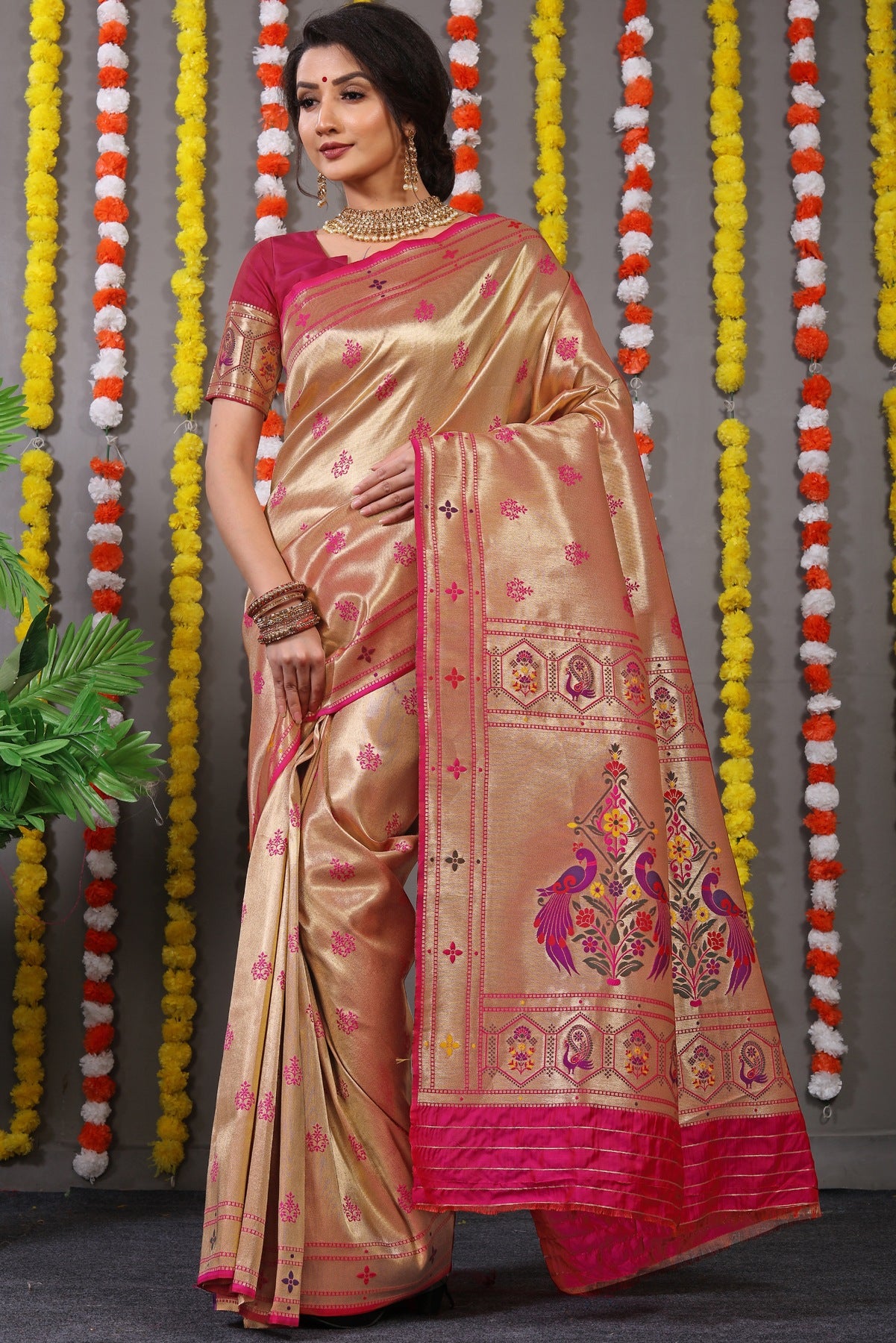 Delightful Dark Pink Paithani Silk Saree With Invaluable Blouse Piece