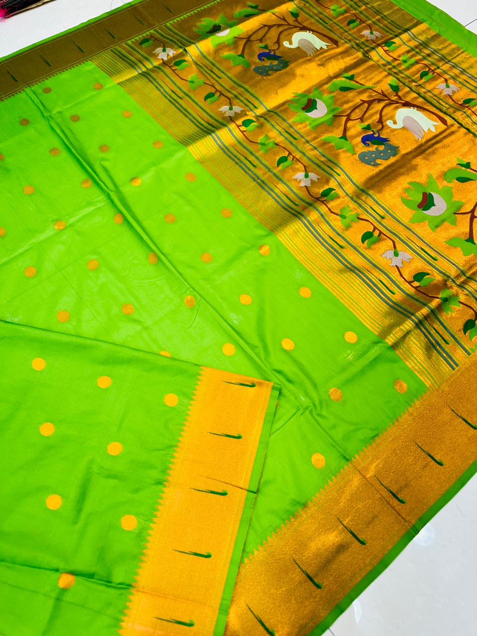 Flaunt Green Paithani Silk saree With Snappy Blouse Piece