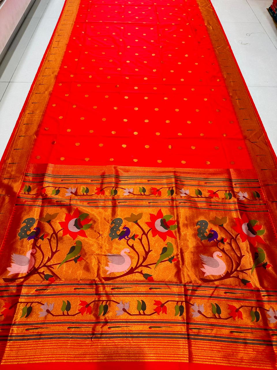 Capricious Red Paithani Silk saree With Snappy Blouse Piece