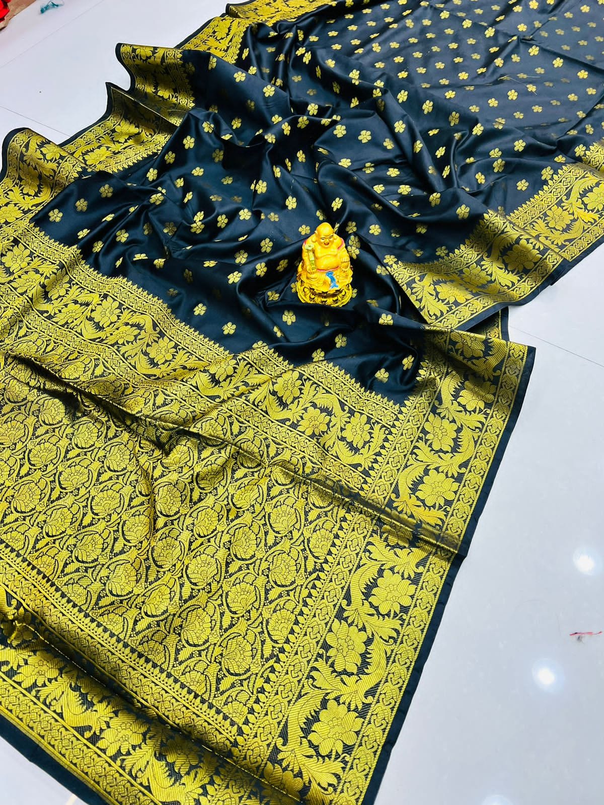 Assemblage Black Soft Banarasi Silk Saree With Enchanting Blouse Piece