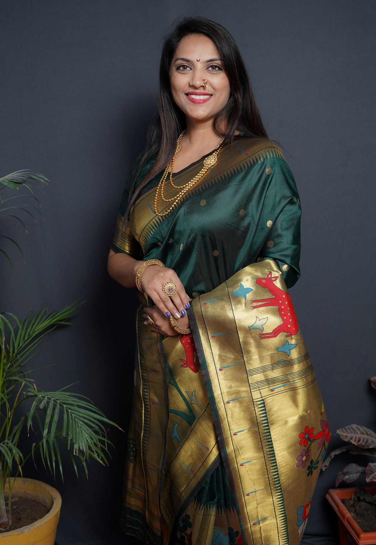 Confounding Green Paithani Silk Saree With Classy Blouse Piece