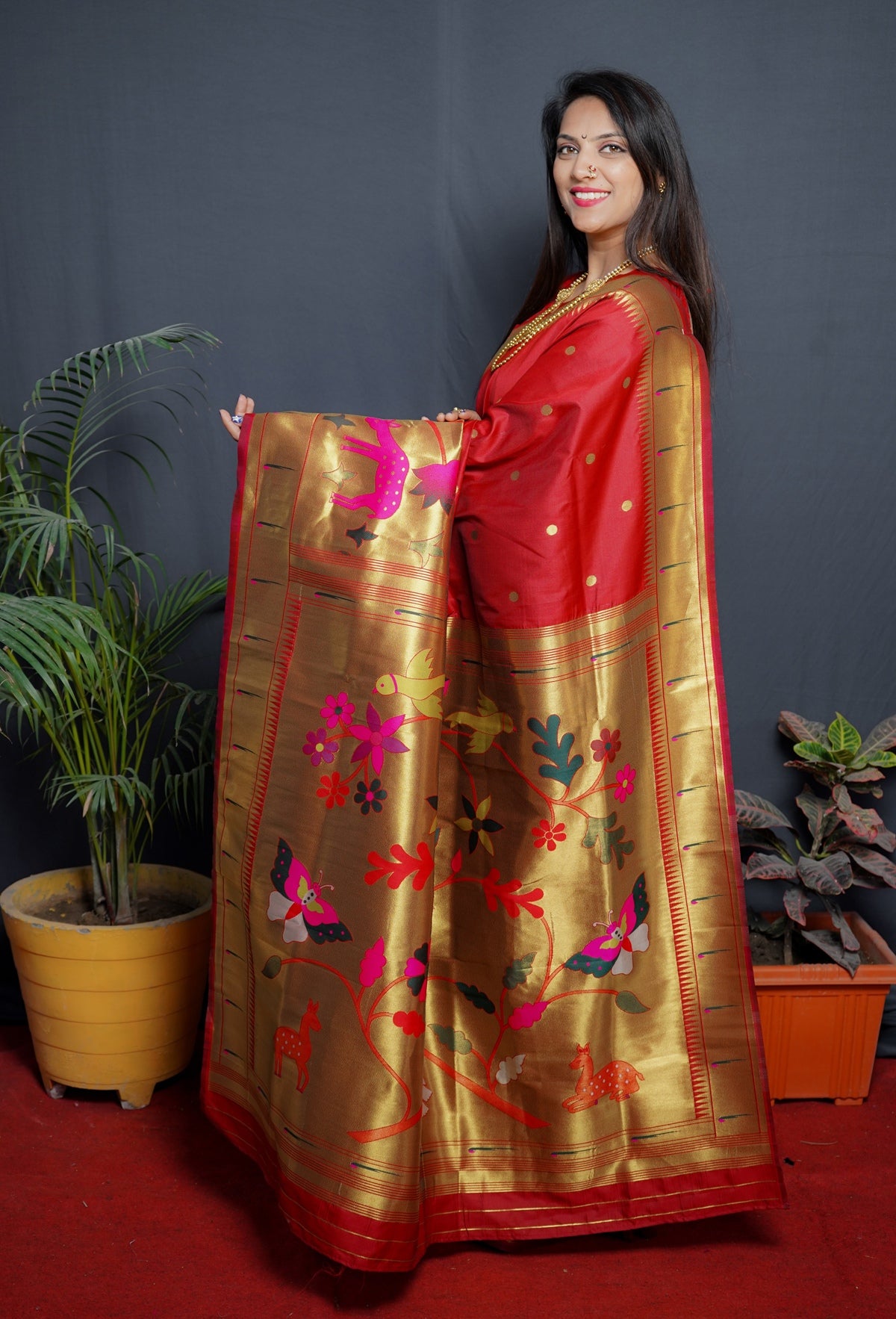 Splendiferous Red Paithani Silk Saree With Classy Blouse Piece