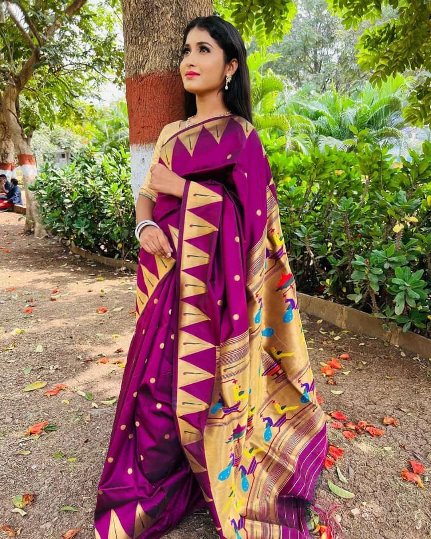 Stunning Purple Paithani Silk Saree With Energetic Blouse Piece