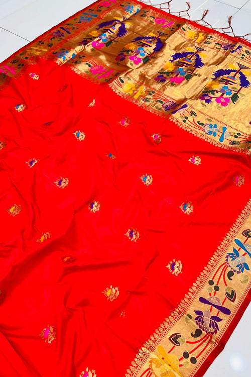 Load image into Gallery viewer, Stunner Red Paithani Silk Saree With Gorgeous Blouse Piece
