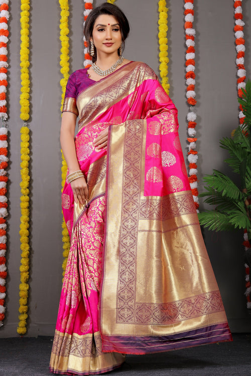 Load image into Gallery viewer, Easy on the eyes Dark Pink Banarasi Silk Saree With Comely Blouse Piece
