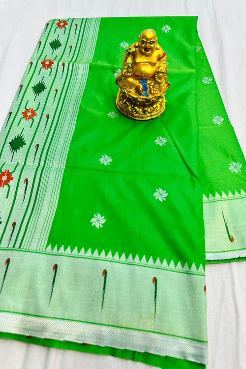 Load image into Gallery viewer, Amiable Green Paithani Silk Saree With Nemesis Blouse Piece
