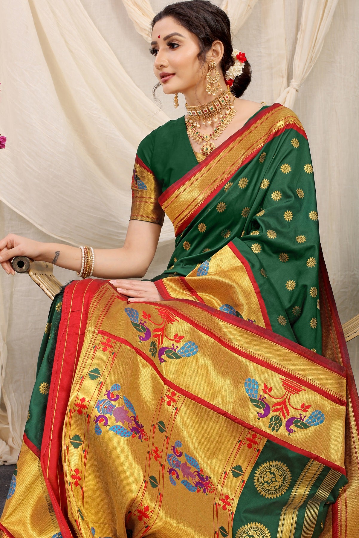 Exceptional Green Paithani Silk Saree With Splendorous Blouse Piece