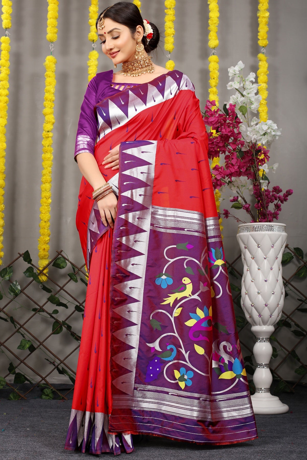 Vestigial Red Paithani Silk Saree With Appealing Blouse Piece