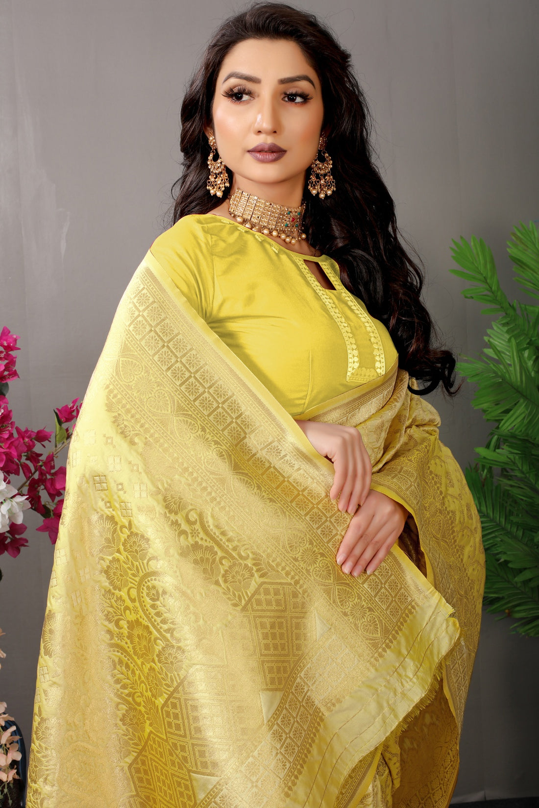 Girlish Lemon Banarasi Silk Saree With Fairytale Blouse Piece