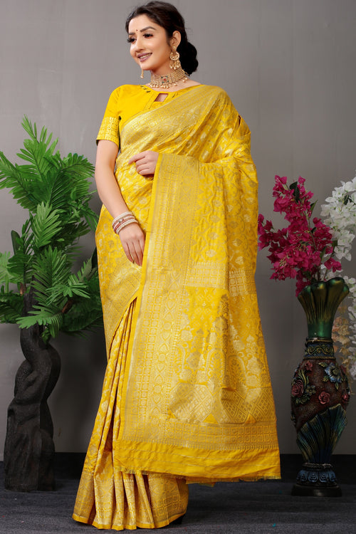 Load image into Gallery viewer, Smart Yellow Banarasi Silk Saree With Fairytale Blouse Piece
