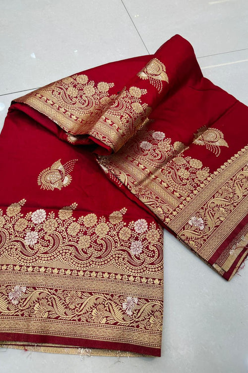 Load image into Gallery viewer, Bewitching Red Banarasi Silk Saree With Splendorous Blouse Piece
