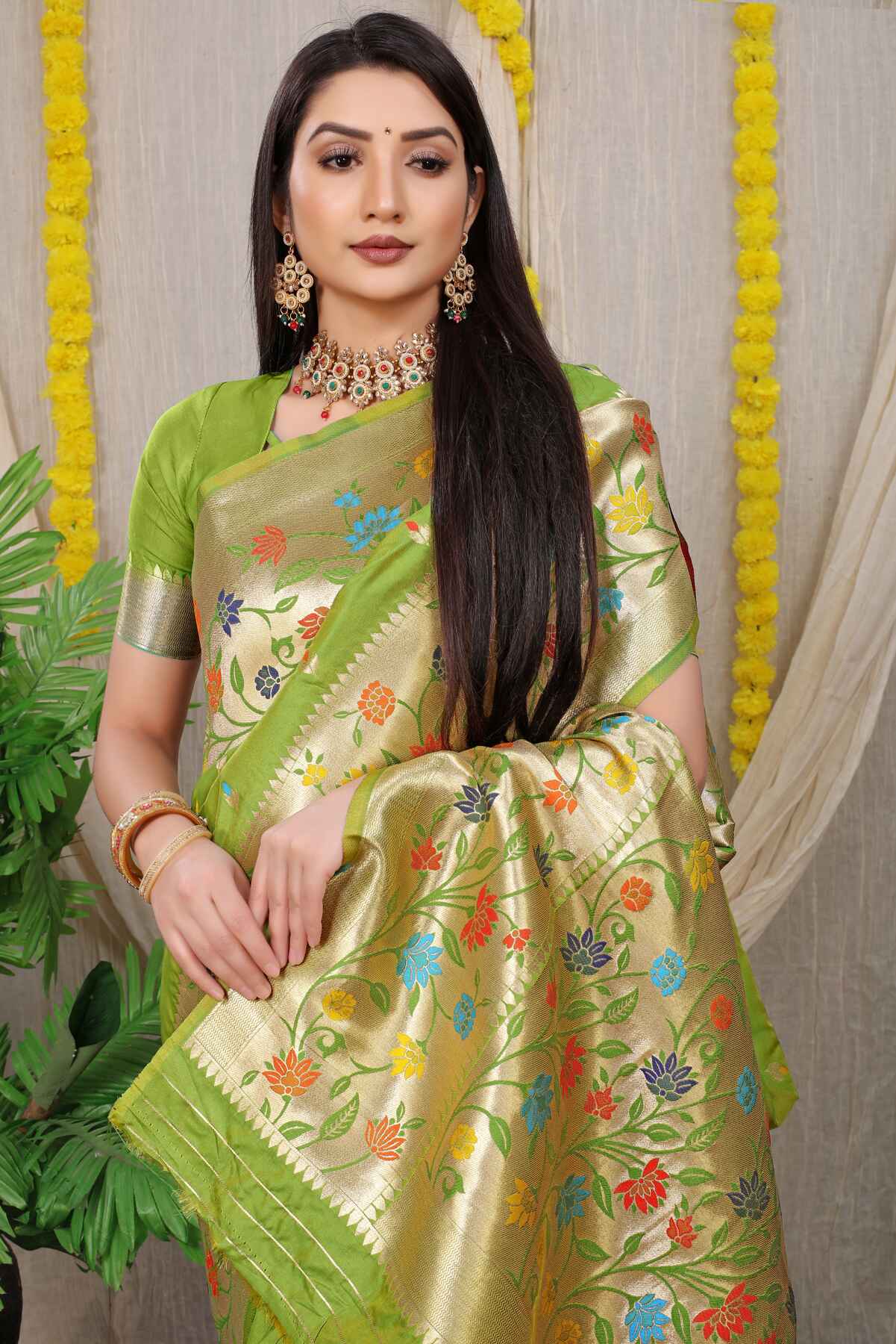 Traditional Green Paithani Silk Saree With Blissful Blouse Piece
