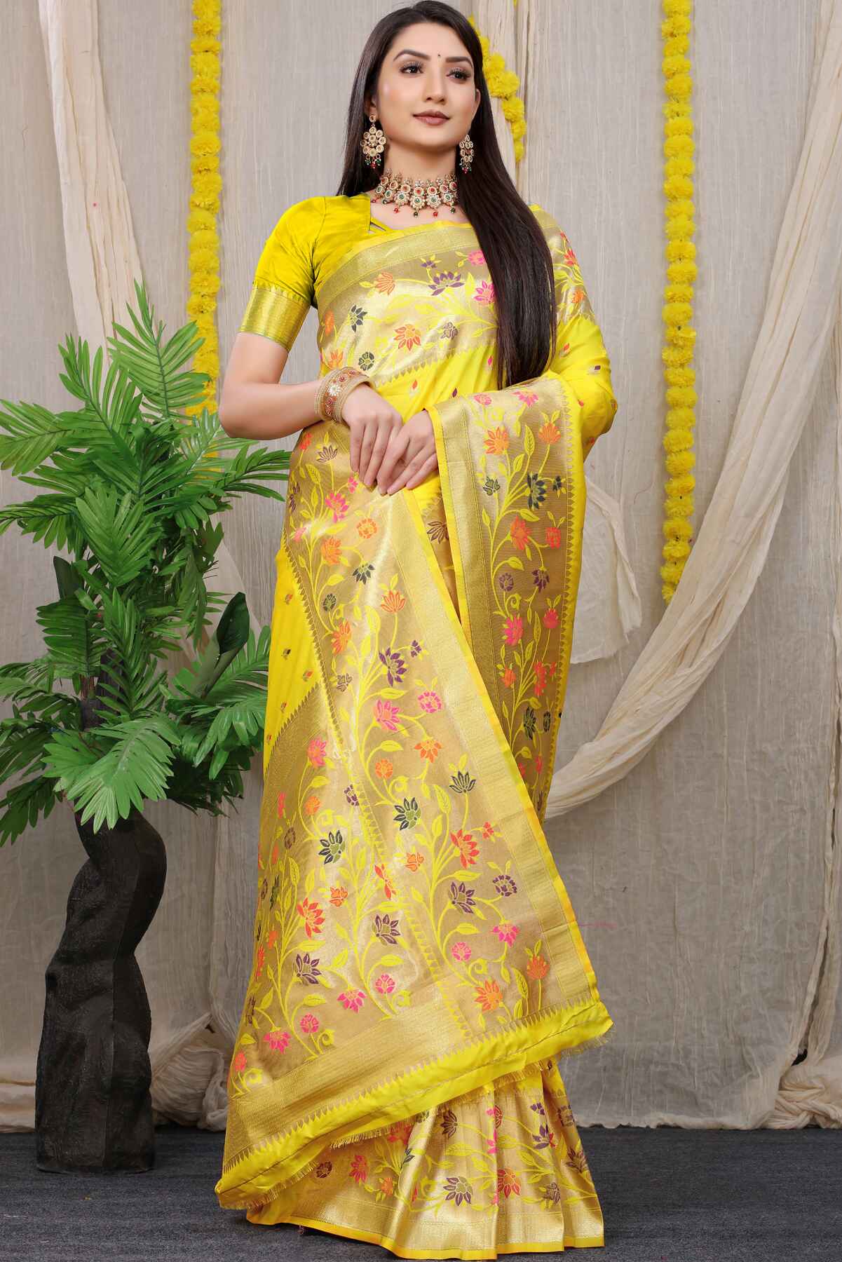 Ideal Lemon Paithani Silk Saree With Blissful Blouse Piece
